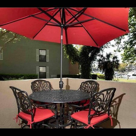 In The Heart Of Harbour Town 2Br 2Ba Pool Access Close To Beach Hilton Head Island Zewnętrze zdjęcie