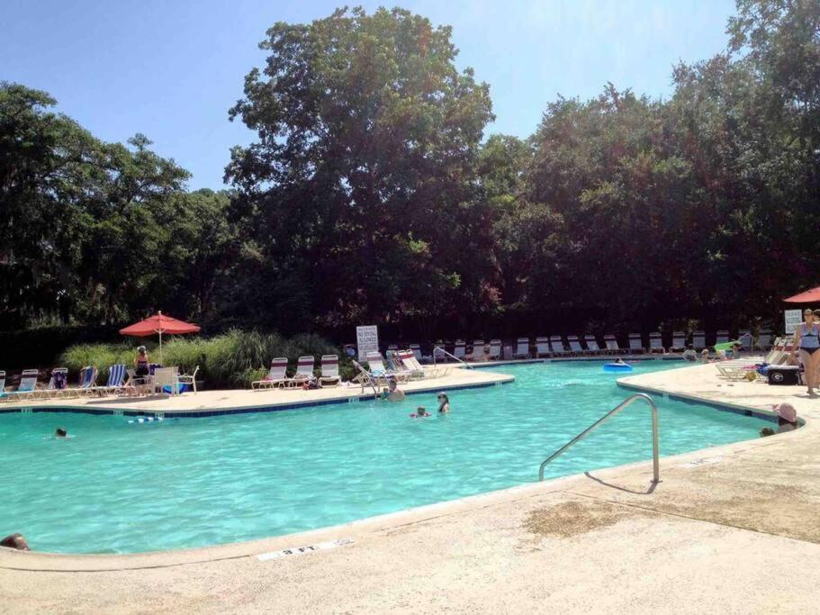 In The Heart Of Harbour Town 2Br 2Ba Pool Access Close To Beach Hilton Head Island Zewnętrze zdjęcie
