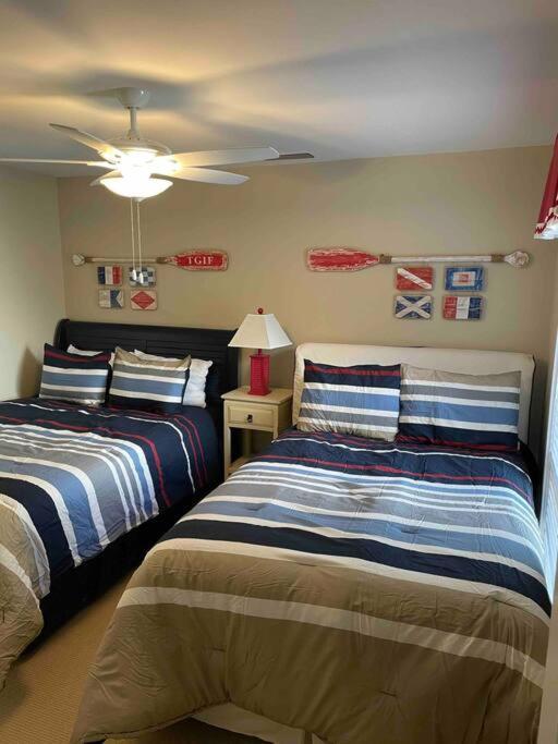 In The Heart Of Harbour Town 2Br 2Ba Pool Access Close To Beach Hilton Head Island Zewnętrze zdjęcie