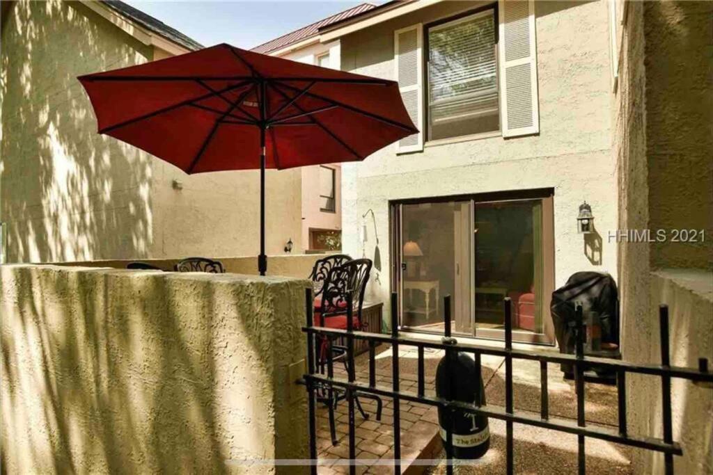 In The Heart Of Harbour Town 2Br 2Ba Pool Access Close To Beach Hilton Head Island Zewnętrze zdjęcie